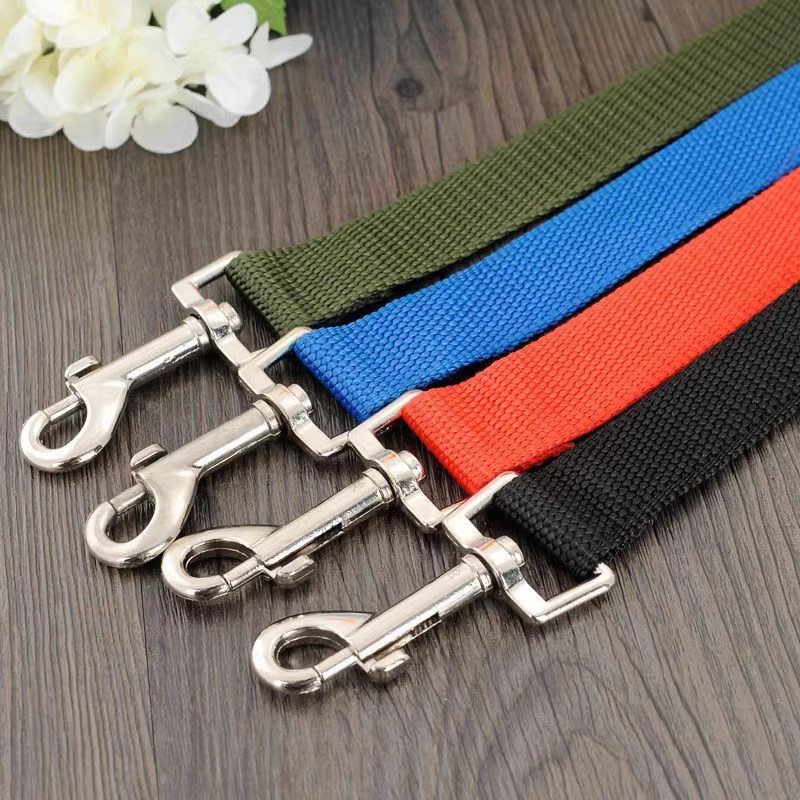 حزام أمان للقطط والكلاب في الس - مراجعة Travel Accessories Dog وسعره