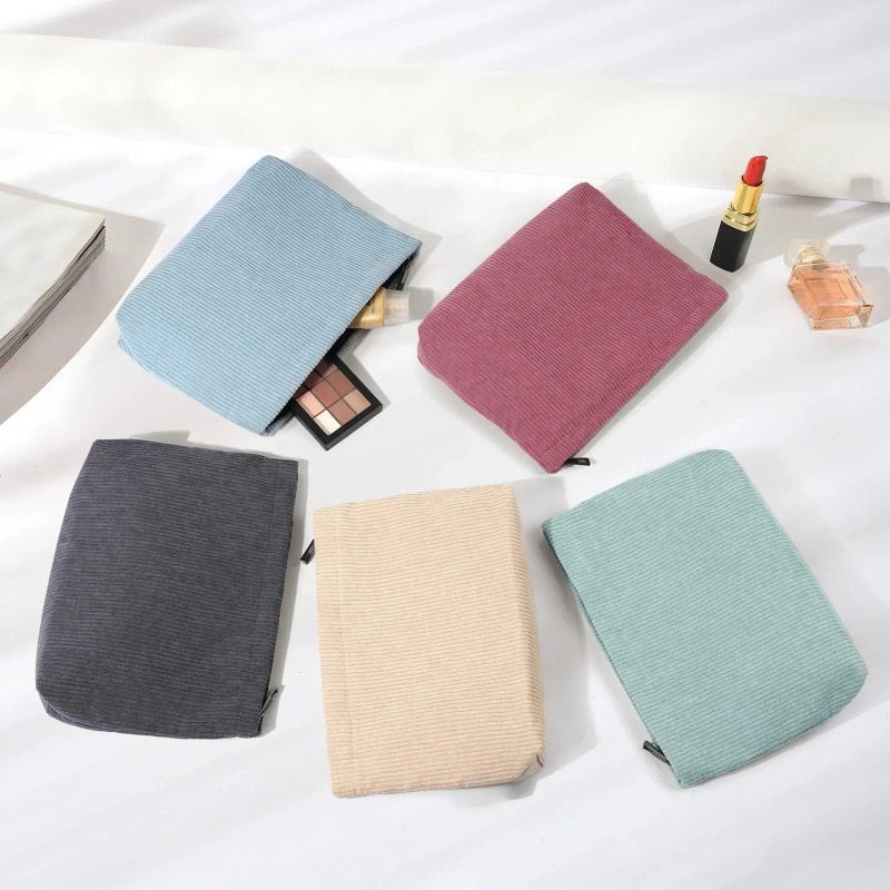 سروال قصير للسفر حقيبة مستحضرا - مراجعة Travel Accessories Organizer Bag وسعره